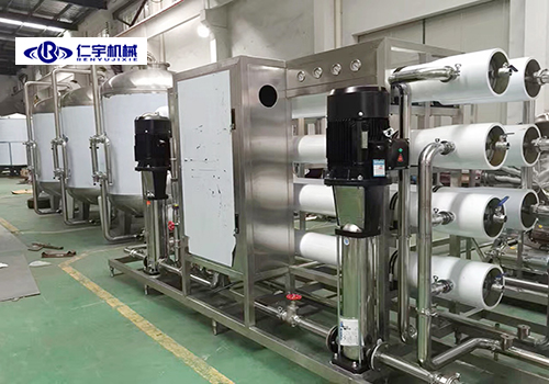 What is the process principle of reverse osmosis equipment?